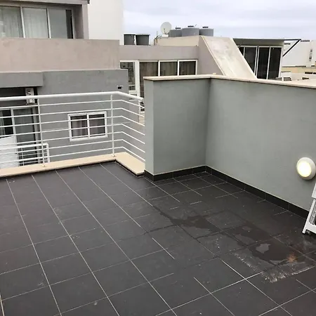 Premier Court St. Julian's