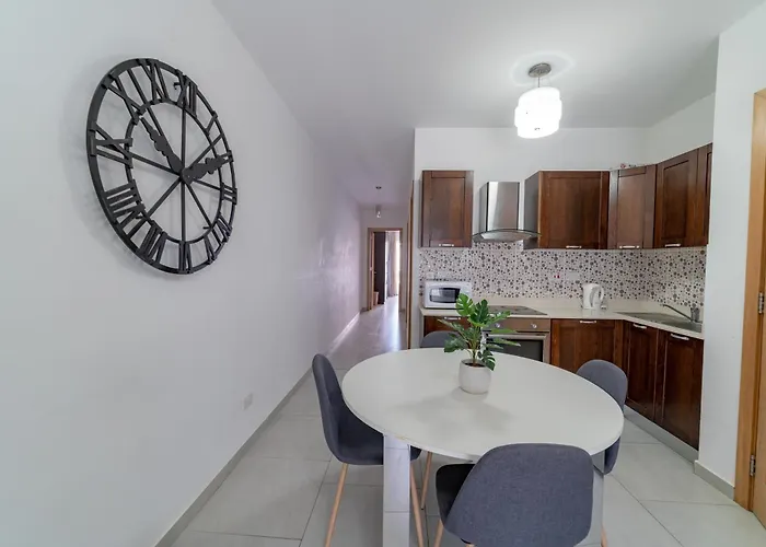 Premier Court Lägenhet *