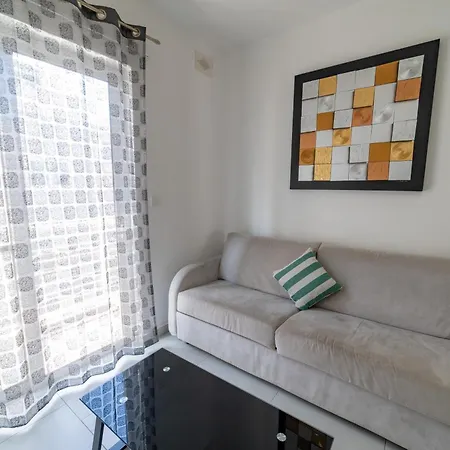 Apartment Premier Court *