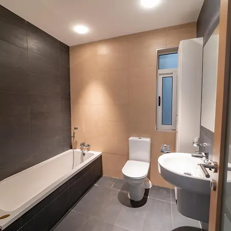 Apartment Premier Court