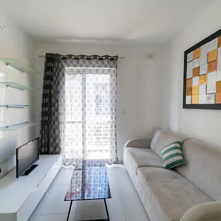 Premier Court Apartmán