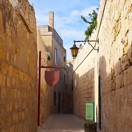 Premier Court * San Ġiljan